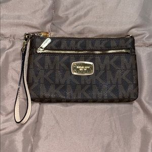 Michael Kors Wristlet